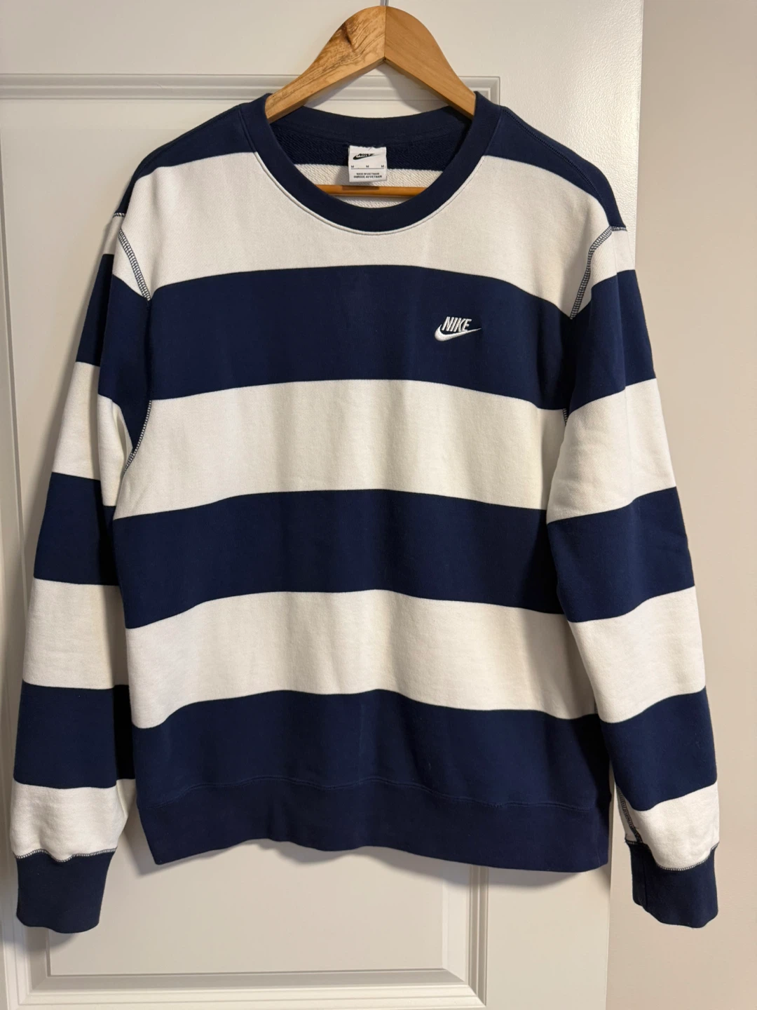 Nike Striped Crewneck Sweatshirt - Navy/White - Size M