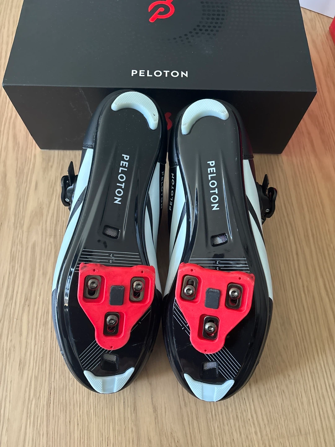 Peloton Cycling Shoes Mens 44 with Cleats - photo 2