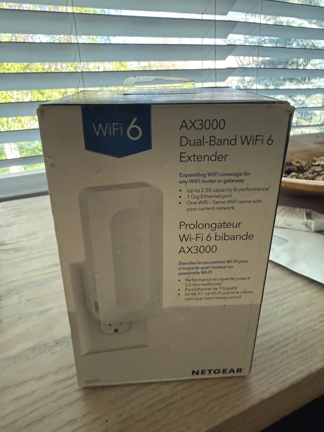 NETGEAR AX3000 Dual-Band WiFi 6 Extender