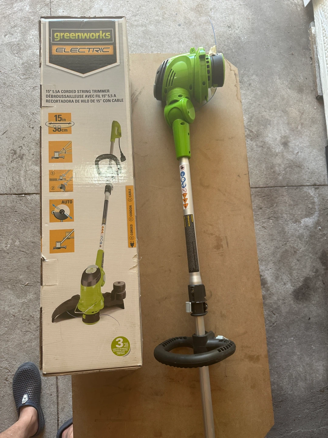 Greenworks lawnmower and 15" 5.5A Corded String Trimmer - photo 3
