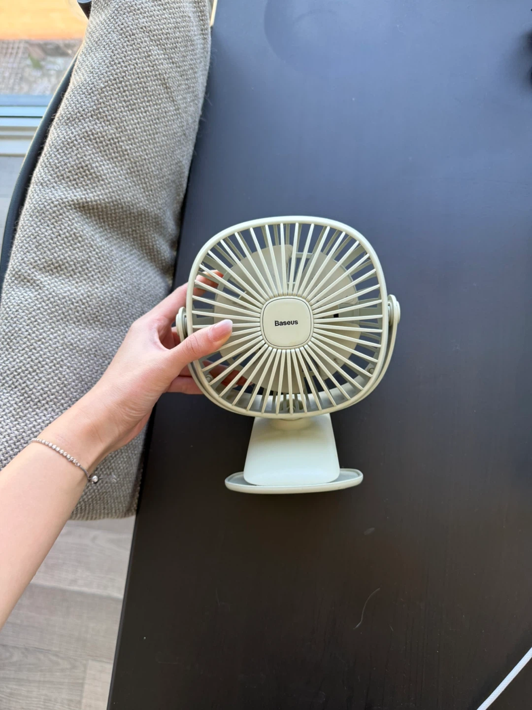 Baseus Clip-on Fan