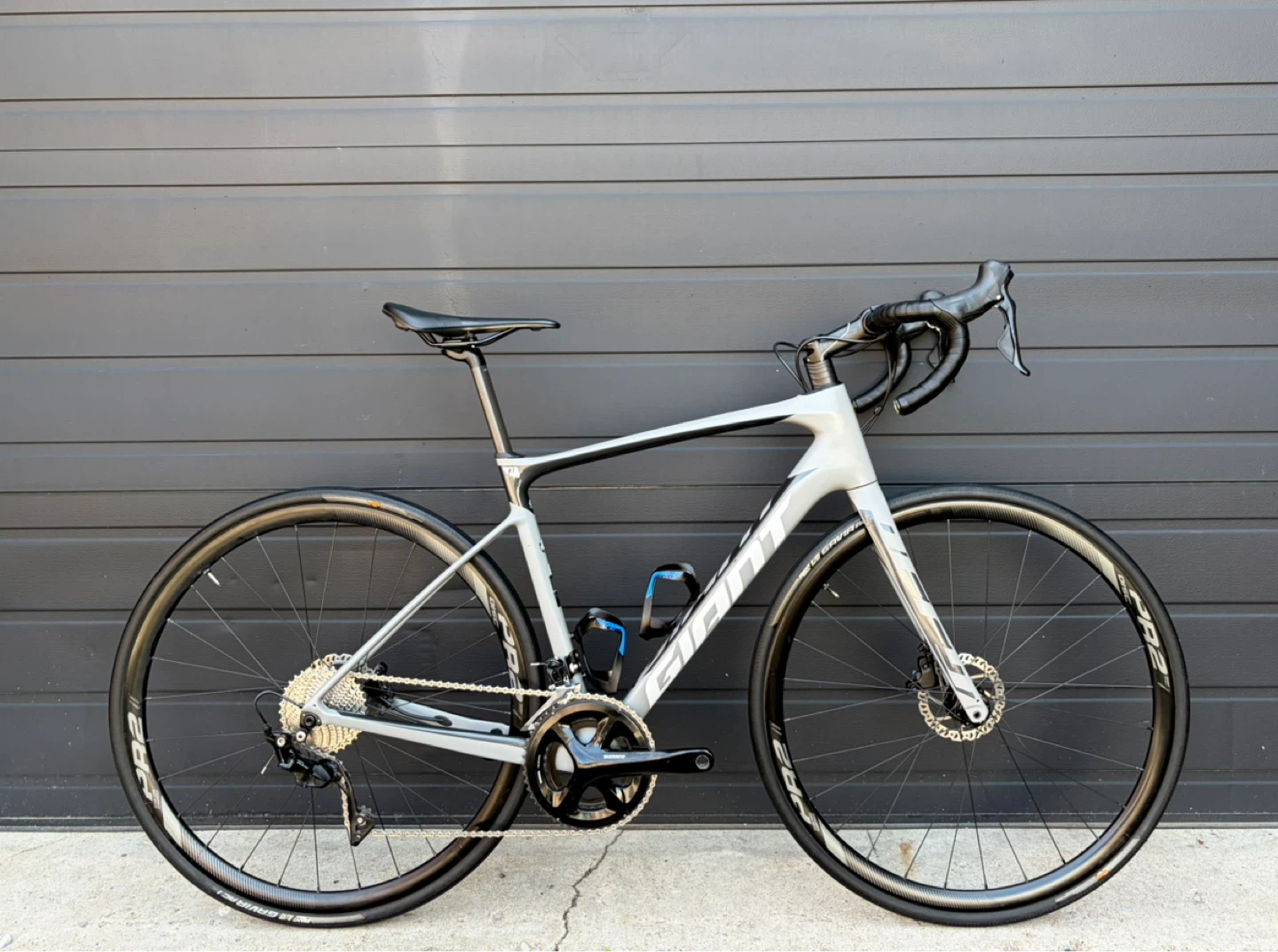 Carbon Giant Defy Advanced 2