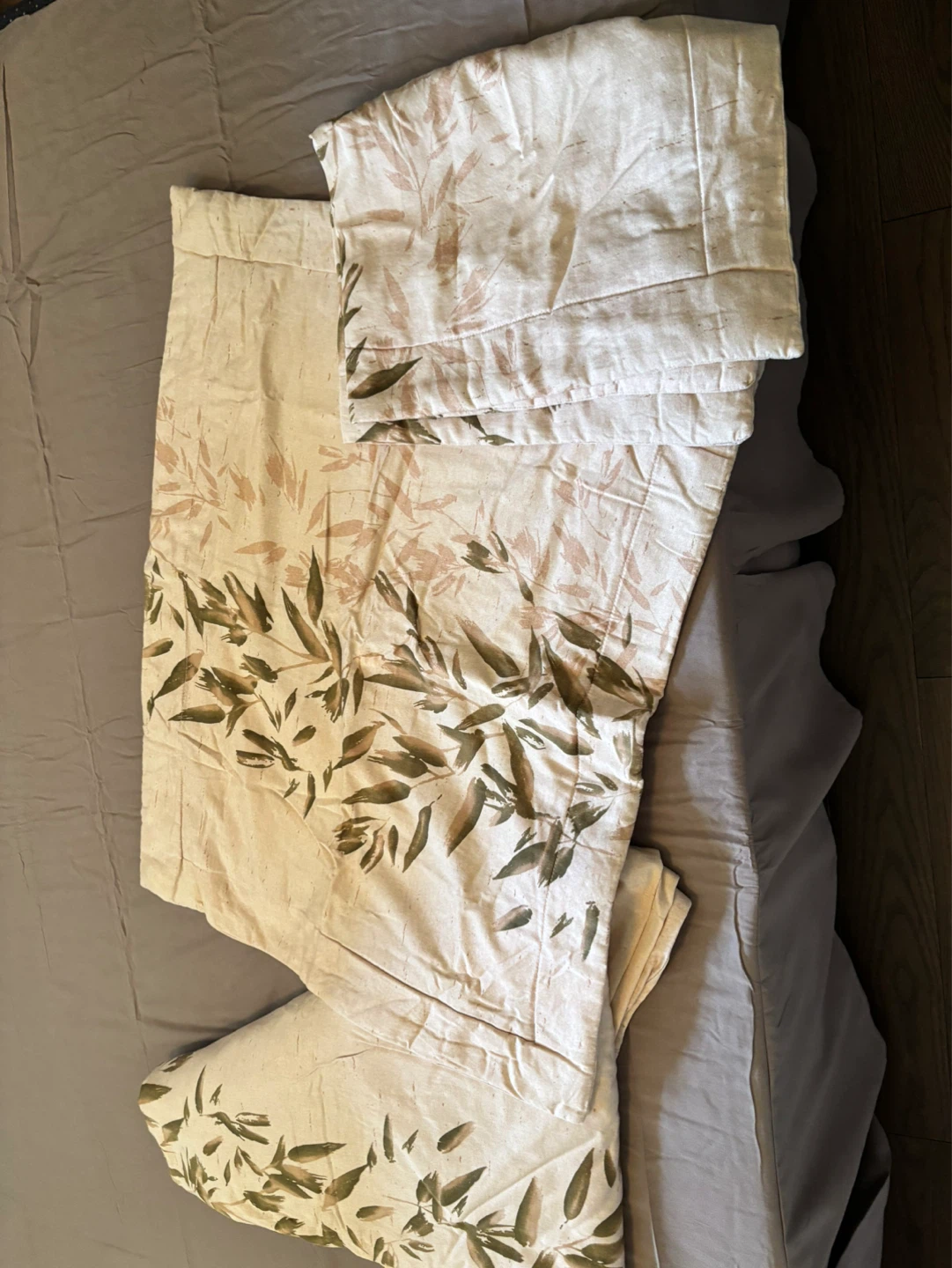 Queen Size Duvet Cover Set with Pillow Shams - Botanical Print - photo 2