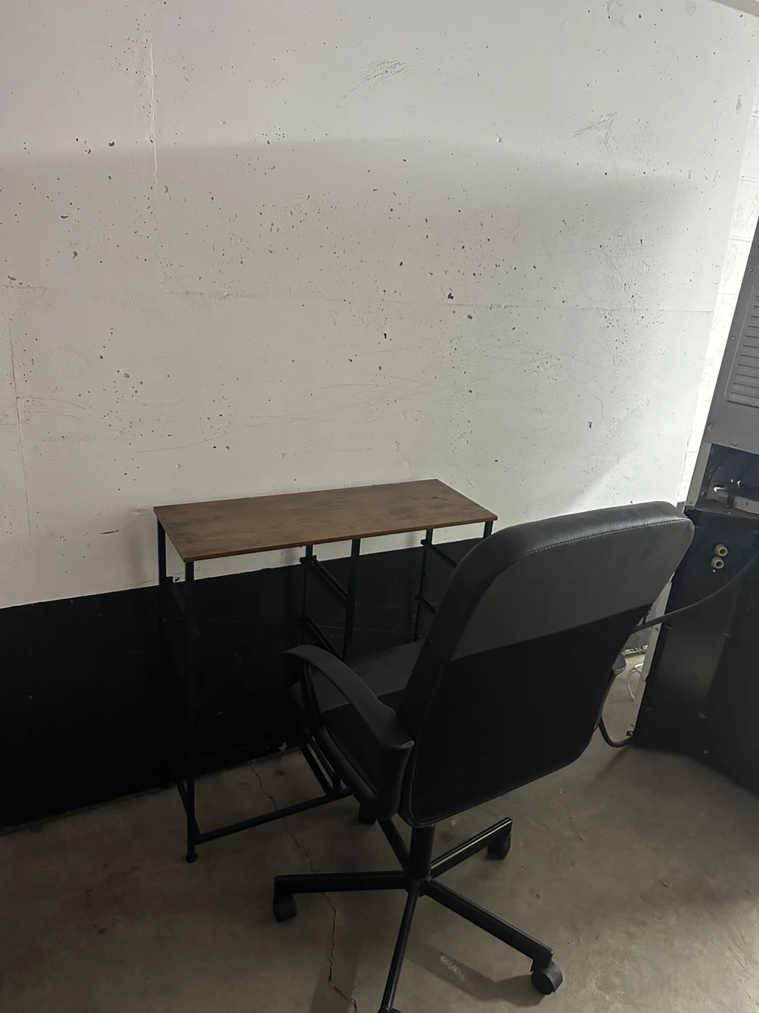 ✨ MODERN OFFICE CHAIR & COMPUTER DESK FOR SALE ✨ - photo 2
