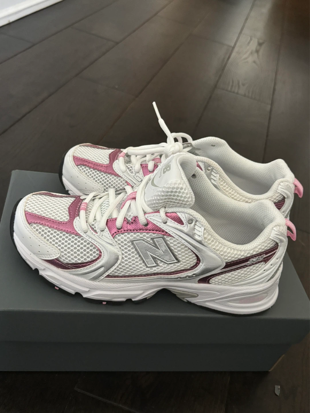 New Balance 530 Running Shoes White Pink Women's Size 7