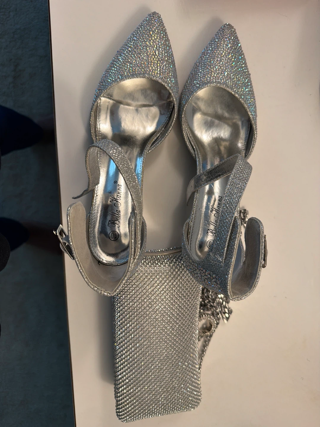 Bella Hanna Silver Rhinestone Heels Clutch - Size 10
