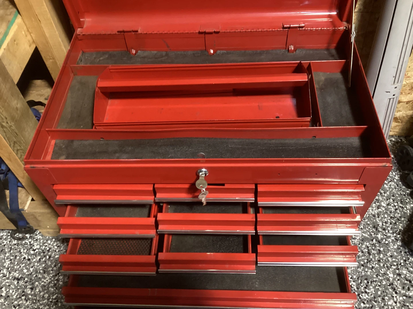 Red Metal Tool Chest with Multiple Drawers - photo 4