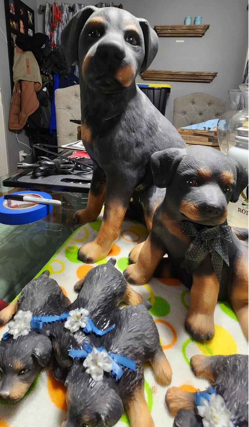 Rottweiler Dog Figurines (Set of 7) + cookie jar - photo 3