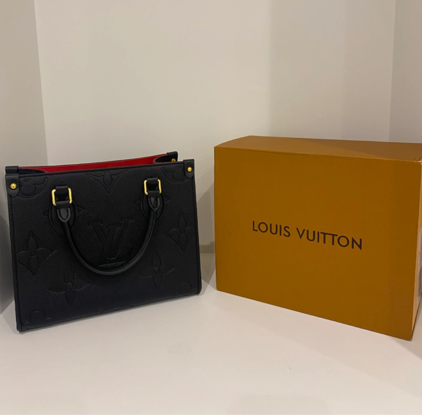 Inspired Structured Handbag – Brand New