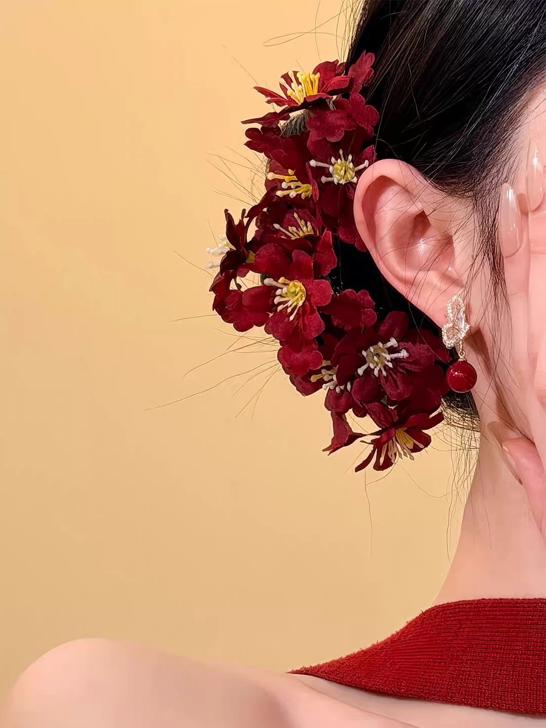Red Flower Hair Pin and Earring Set