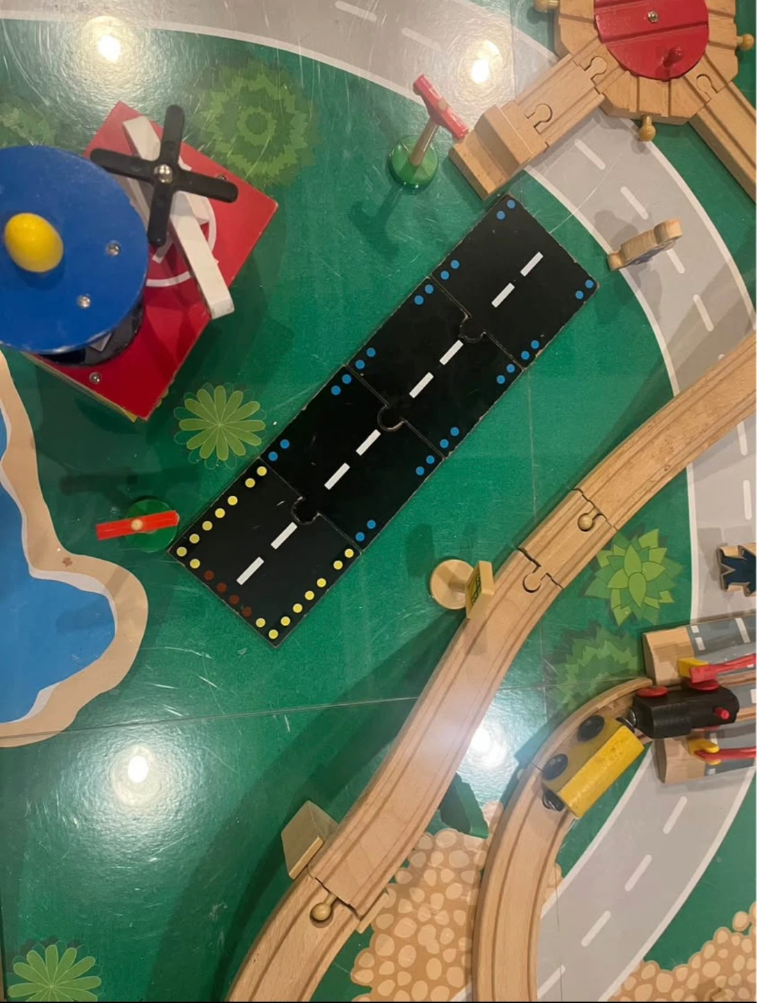 KidKraft Train Table - photo 3