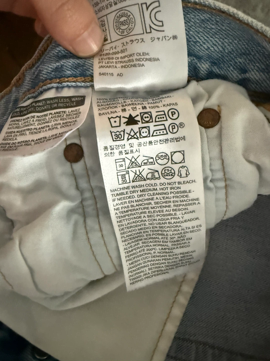 Levi's 501 Jeans Light Wash Distressed Denim - photo 4