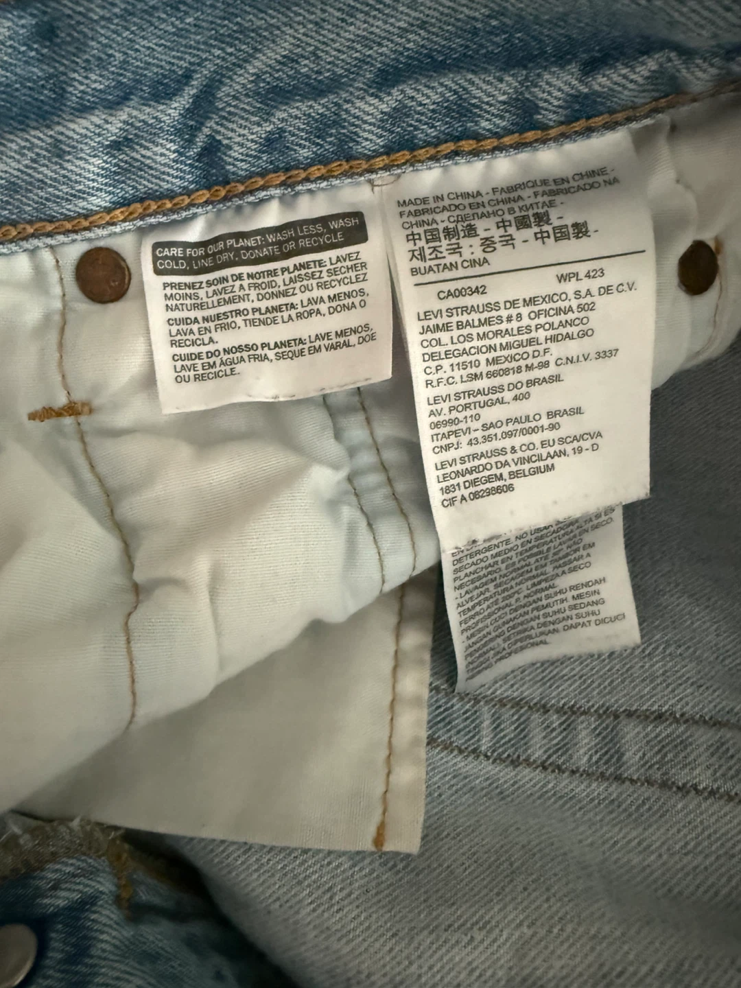 Levi's 501 Jeans Light Wash Distressed Denim - photo 3