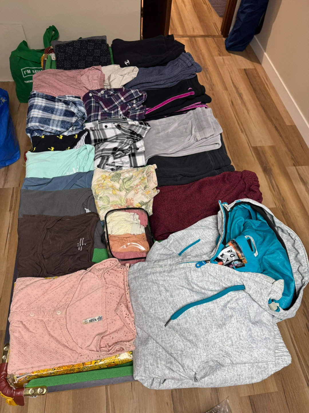 Assorted Women's Clothing Bundle - photo 5