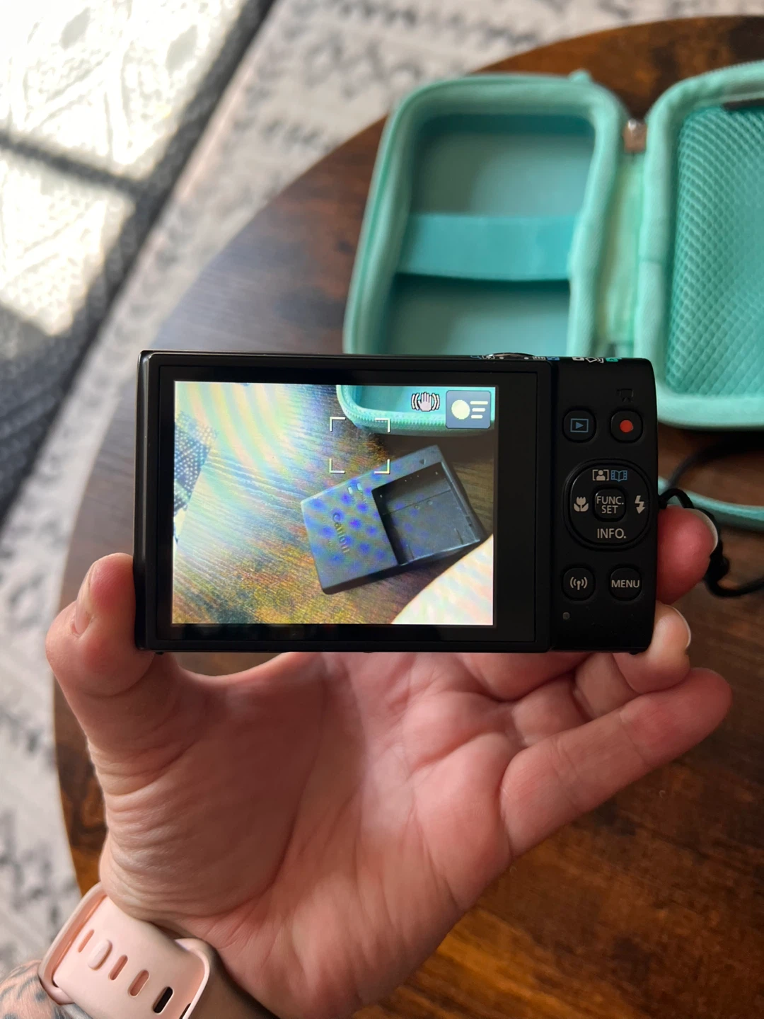 Canon PowerShot ELPH 360HS Digital Camera with Case - photo 3