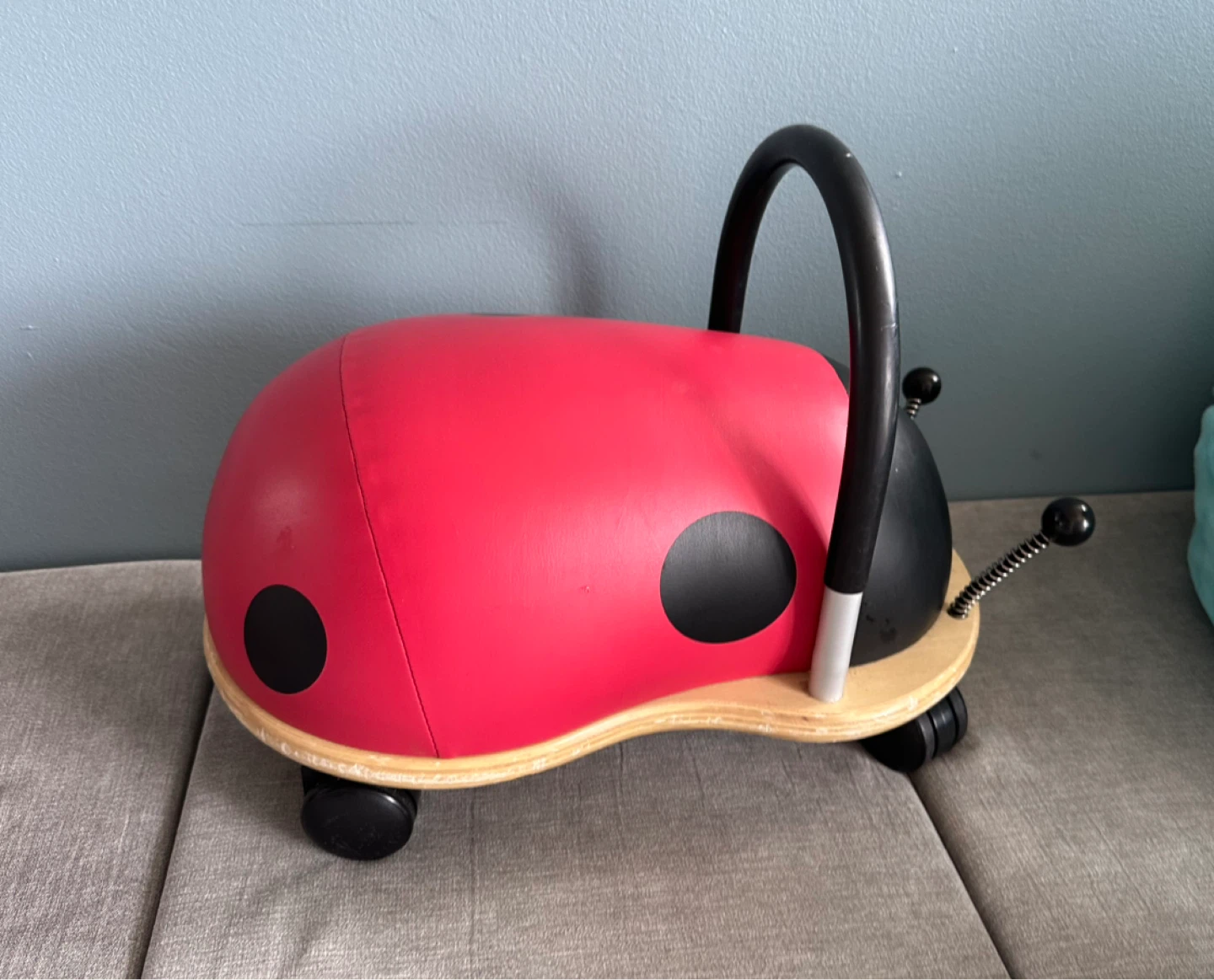 Small Wheely Bug - toddler ride on toy - photo 3