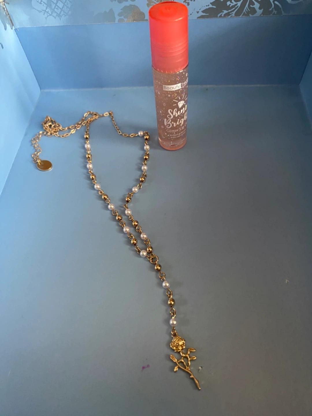 Beauty Treats Shine Bright Glitter Lip Oil Necklace - photo 2