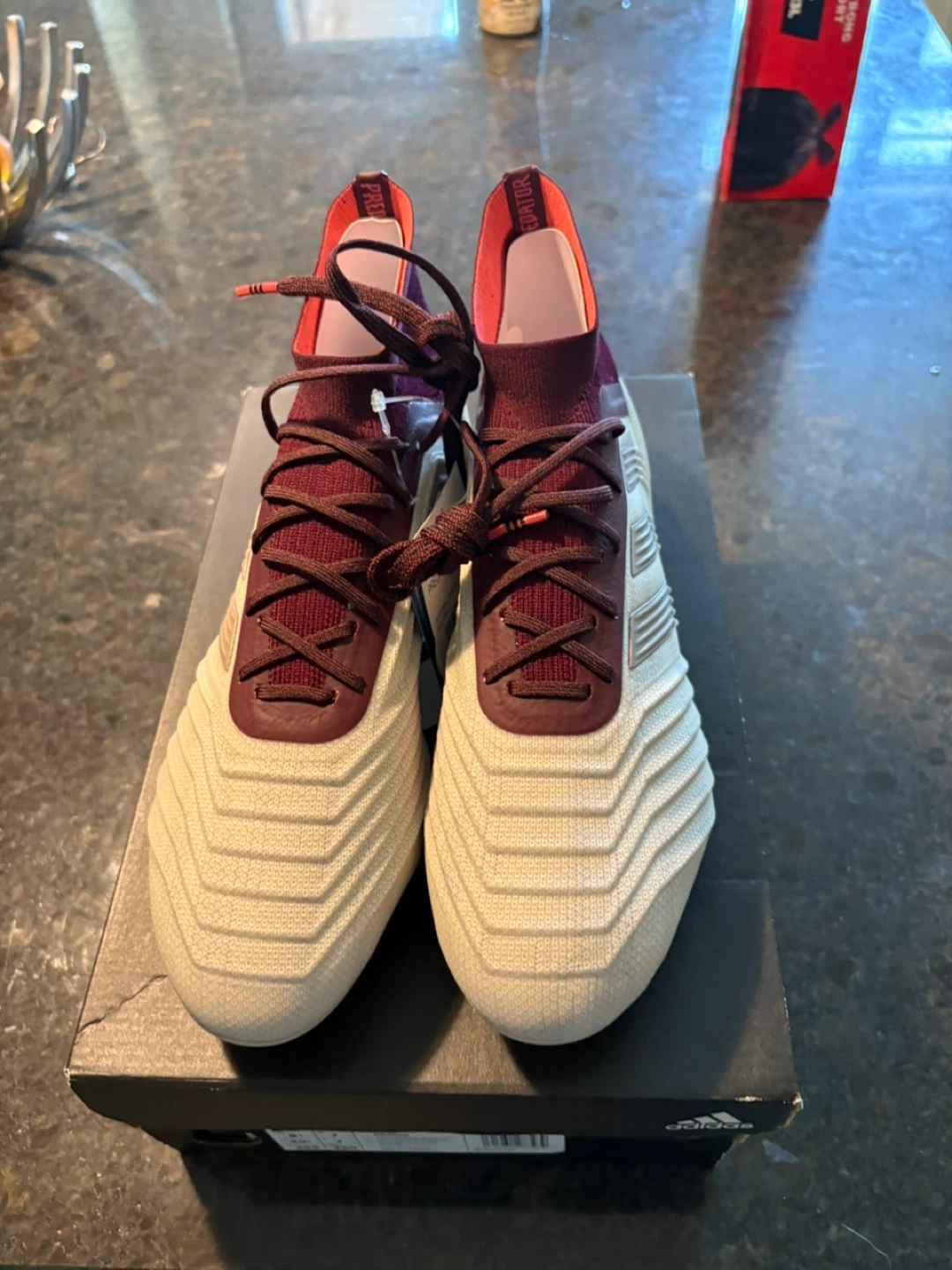 Women’s brand new Adidas soccer cleats - photo 2