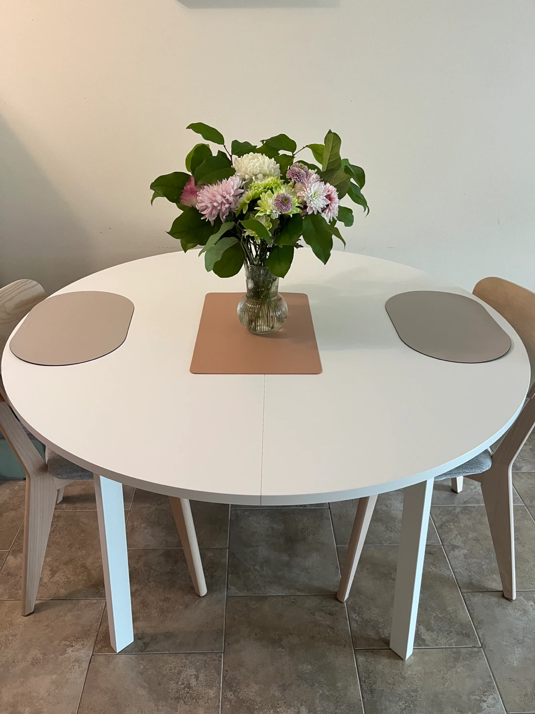 IKEA MITTZON Table - Round White 120cm - photo 3
