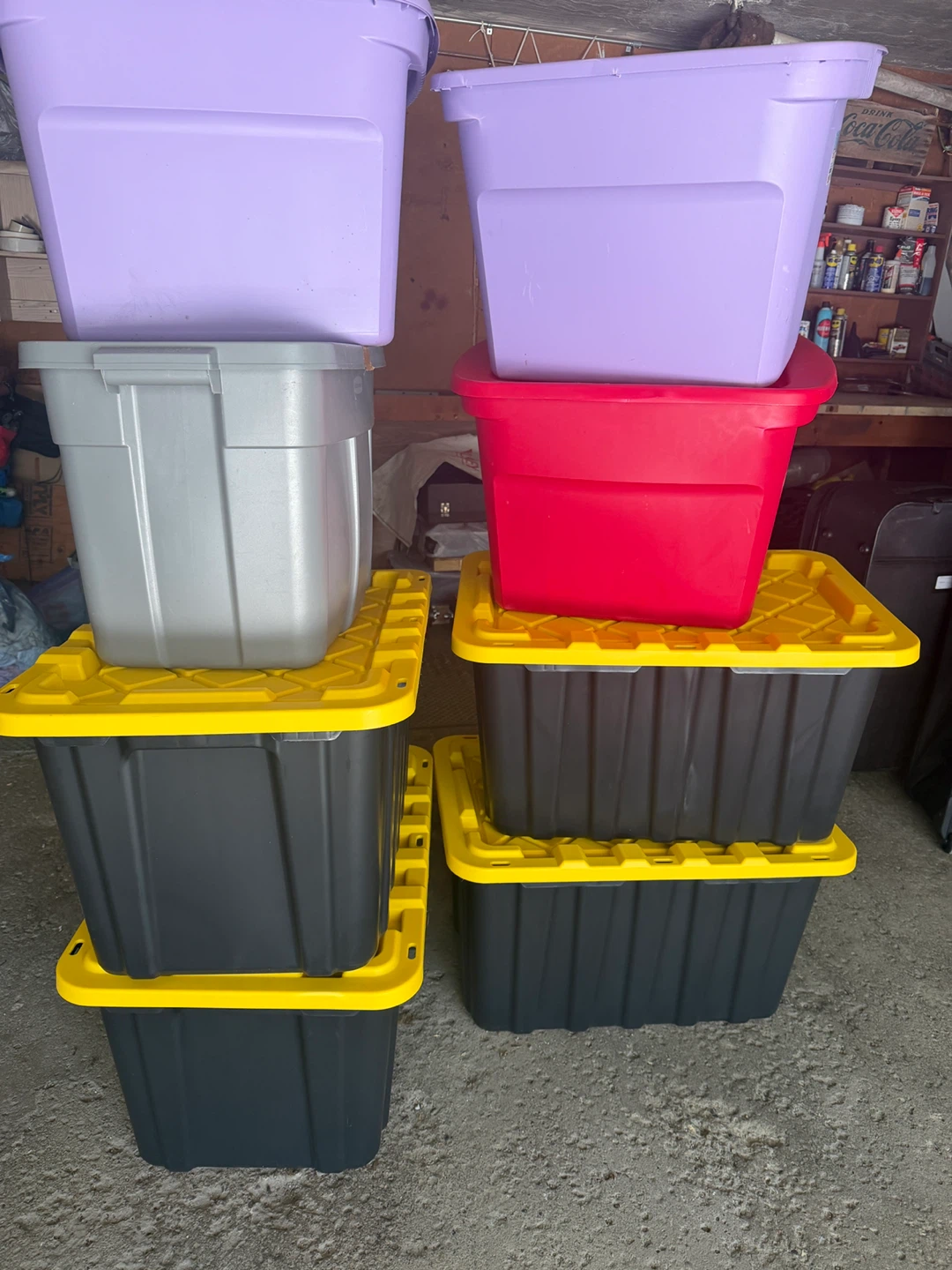 Plastic Storage Totes with Lids