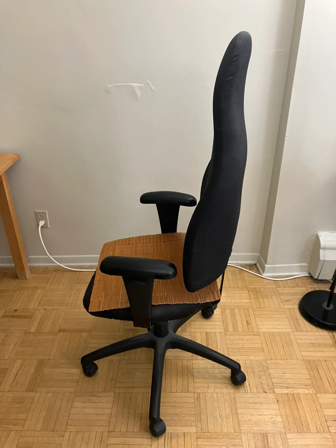 Black Office Chair with Bamboo Seat Pad - photo 2