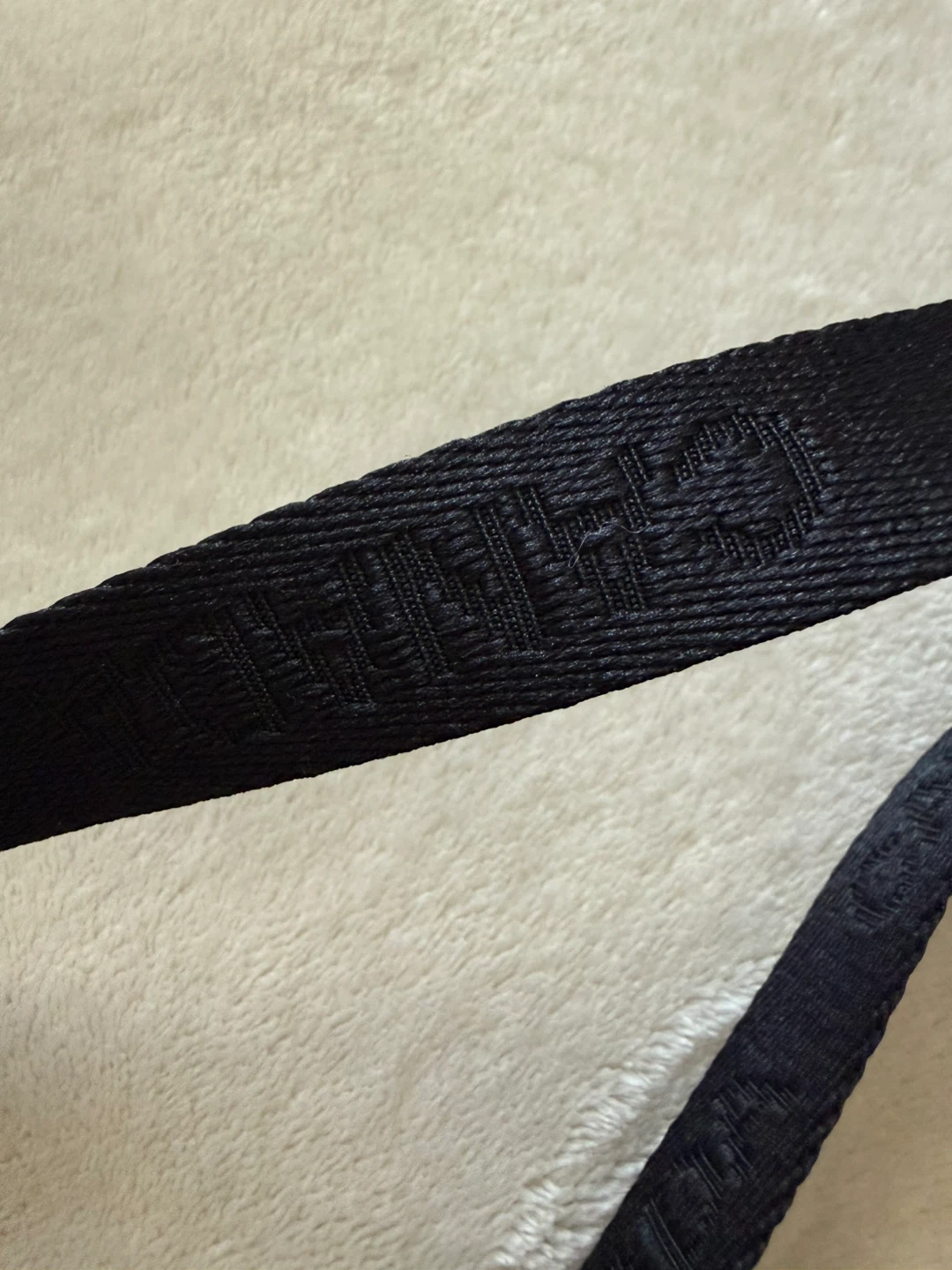 Lululemon Black Maple Leaf Crossbody Bag - photo 2