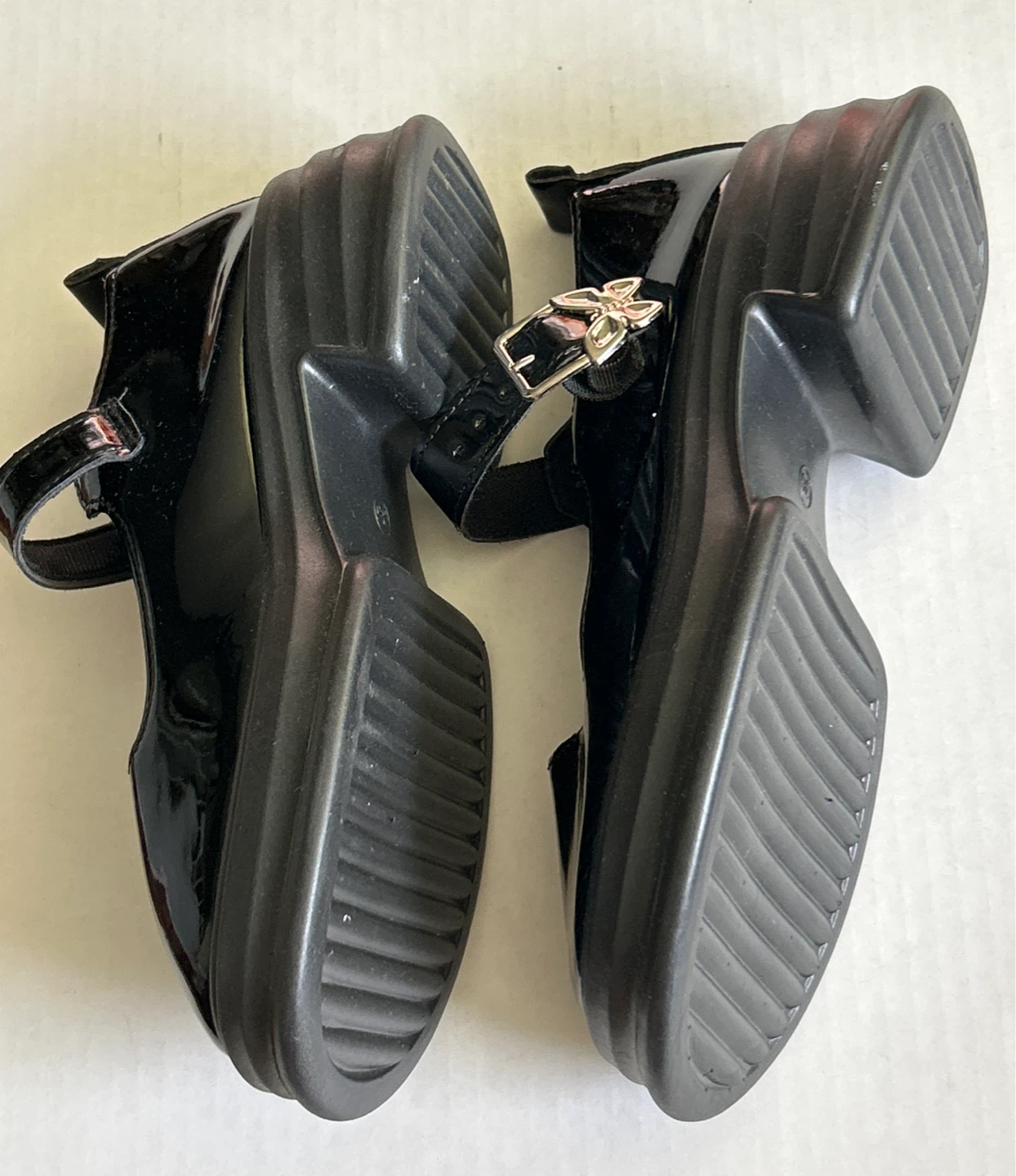 Black Patent Mary Jane Platform Shoes - photo 3