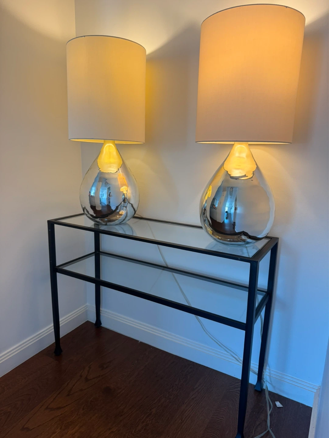 Set of 2 Mirrored Tear Drop Table Lamps with White Shades - photo 5