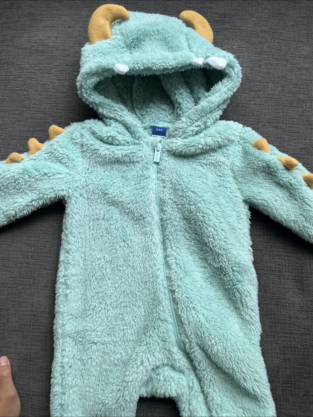 3-6 Mknth dinosaur outfit