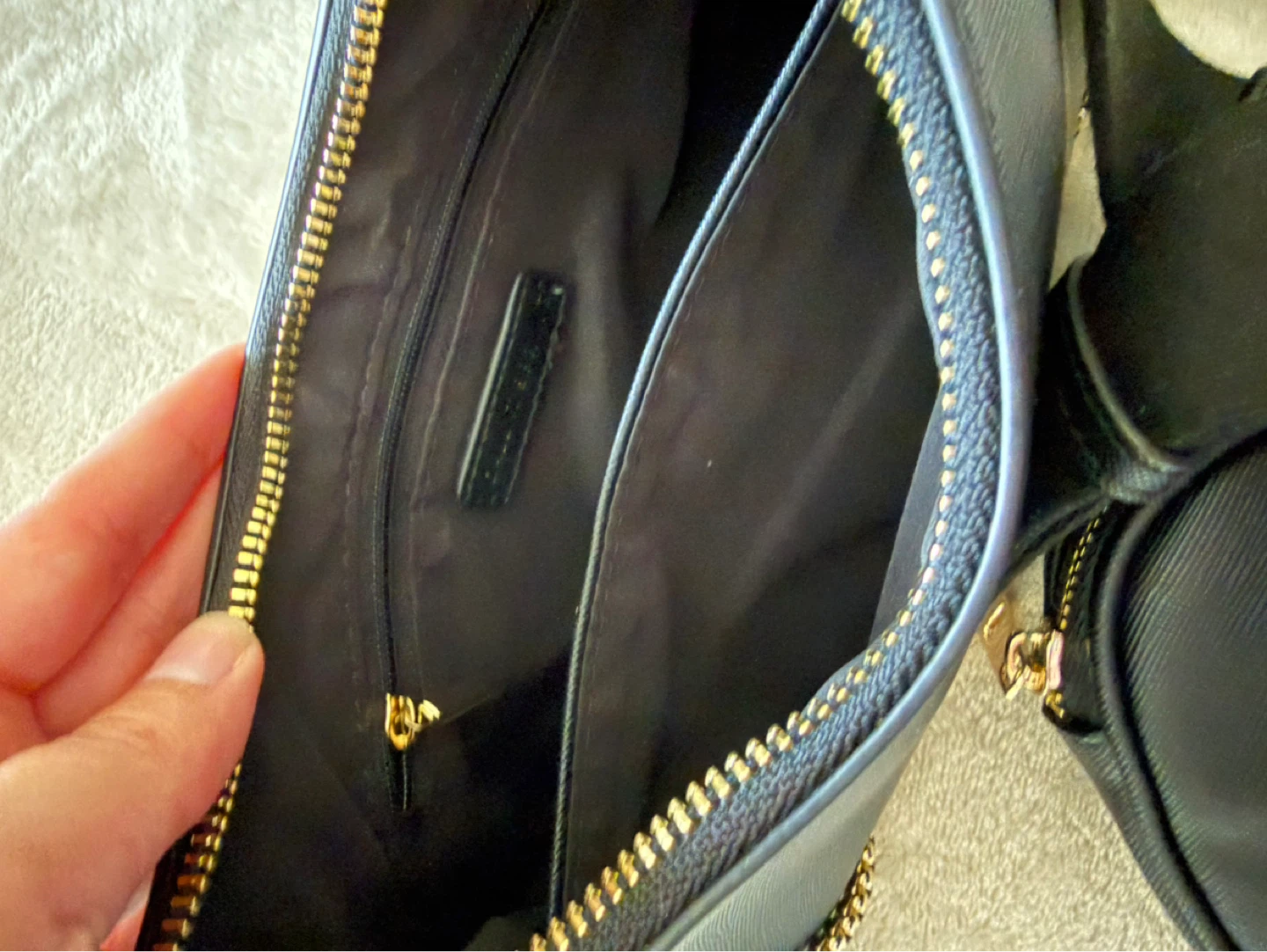 Black Purse with Pouch - photo 4