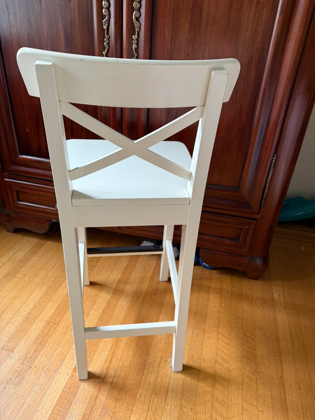 White IKEA Ingolf Bar Stool - photo 3