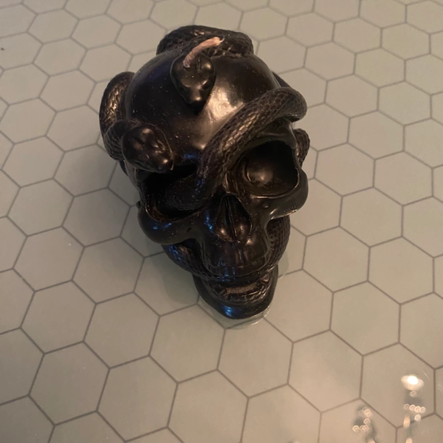 Black Skull and Snakes Candle