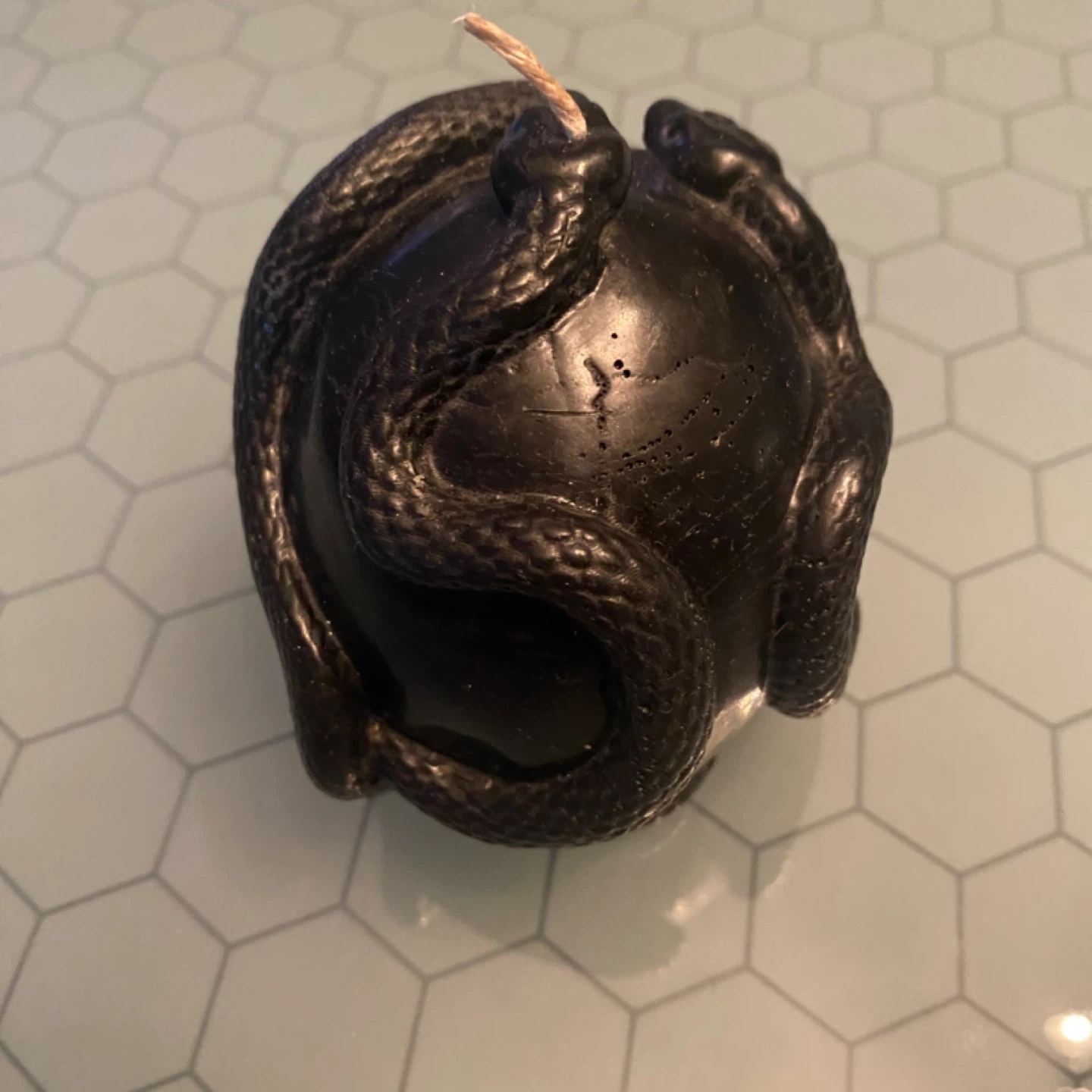 Black Skull and Snakes Candle - photo 4