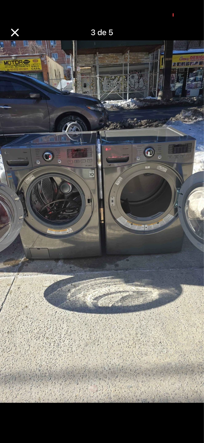 LG Washer and Dryer Set - photo 2