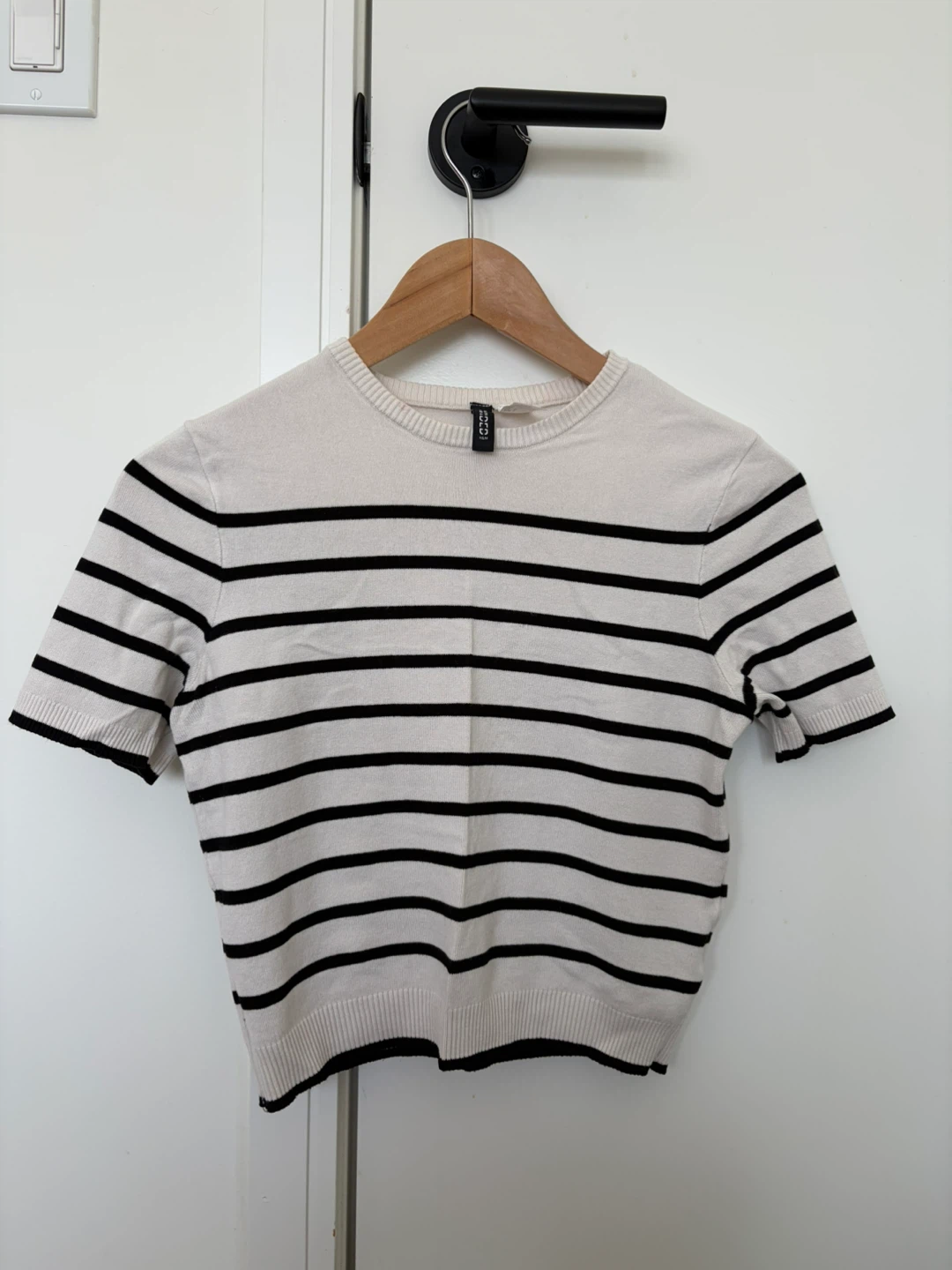 Divided Striped Short Sleeve Sweater