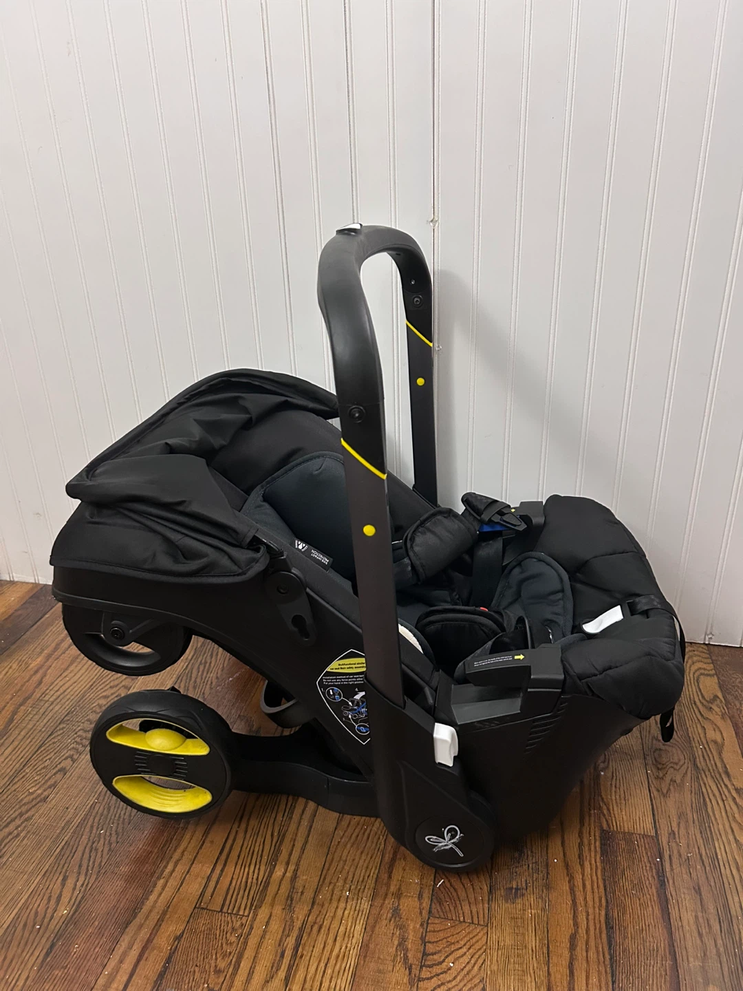 Doona Infant Car Seat & Stroller