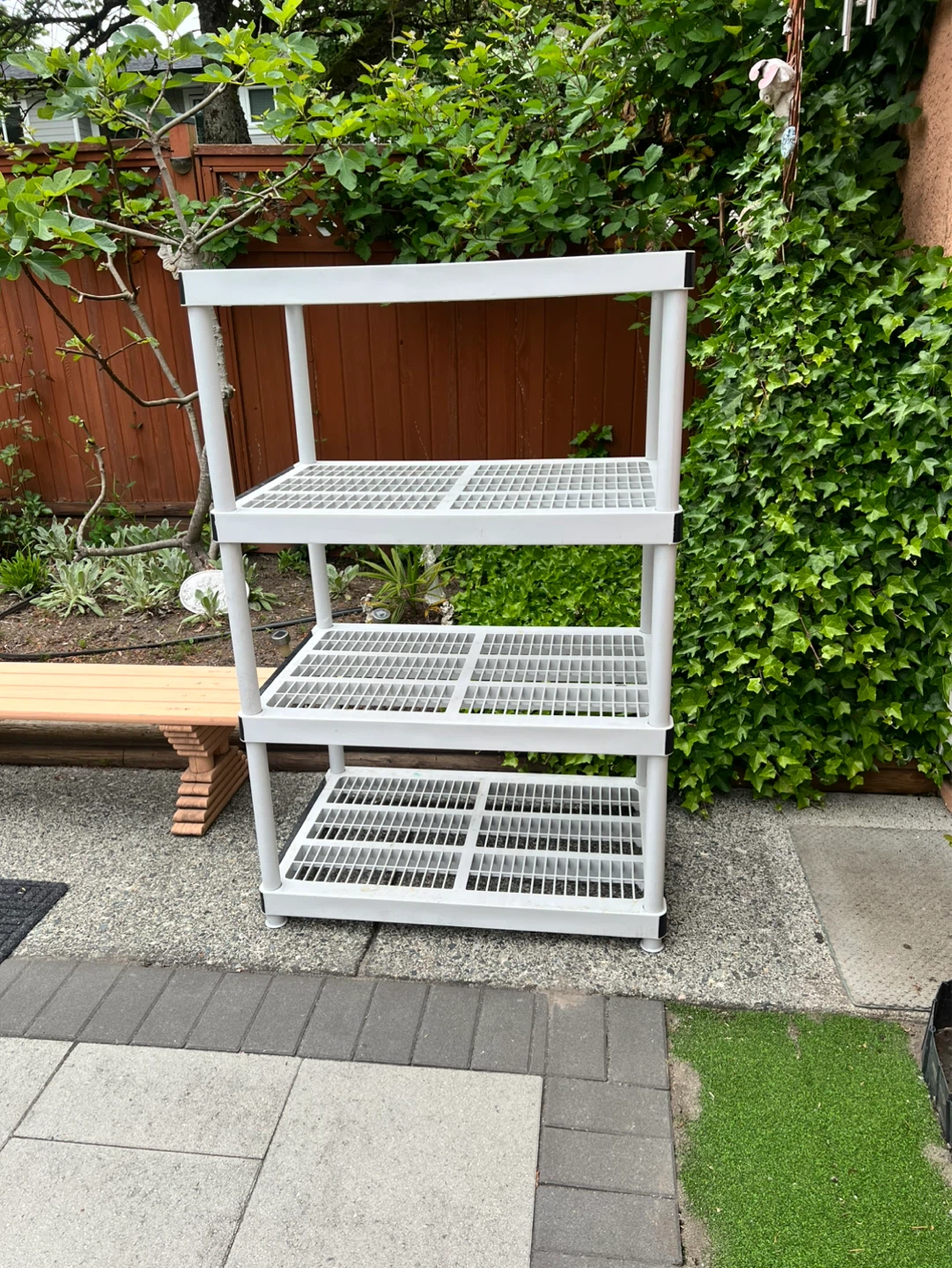 Set of 2 White Plastic Shelving Units - photo 2