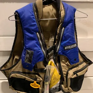 Stearns Inflatable Life Jacket - Large/X-Large