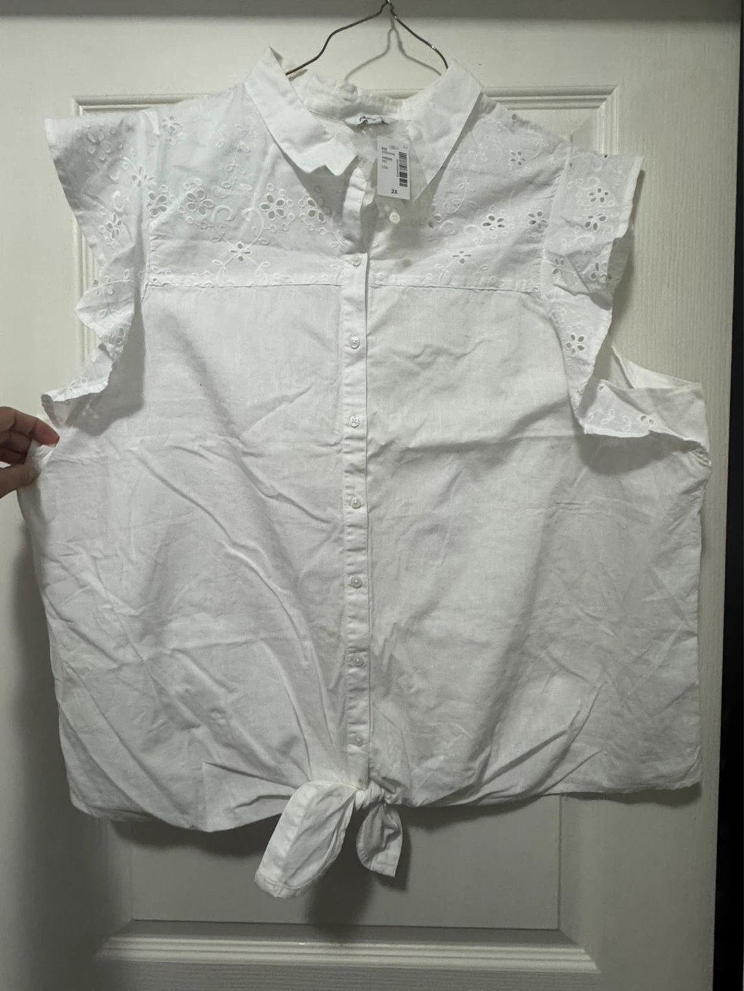 White Eyelet Tie-Front Blouse size 2x - photo 4