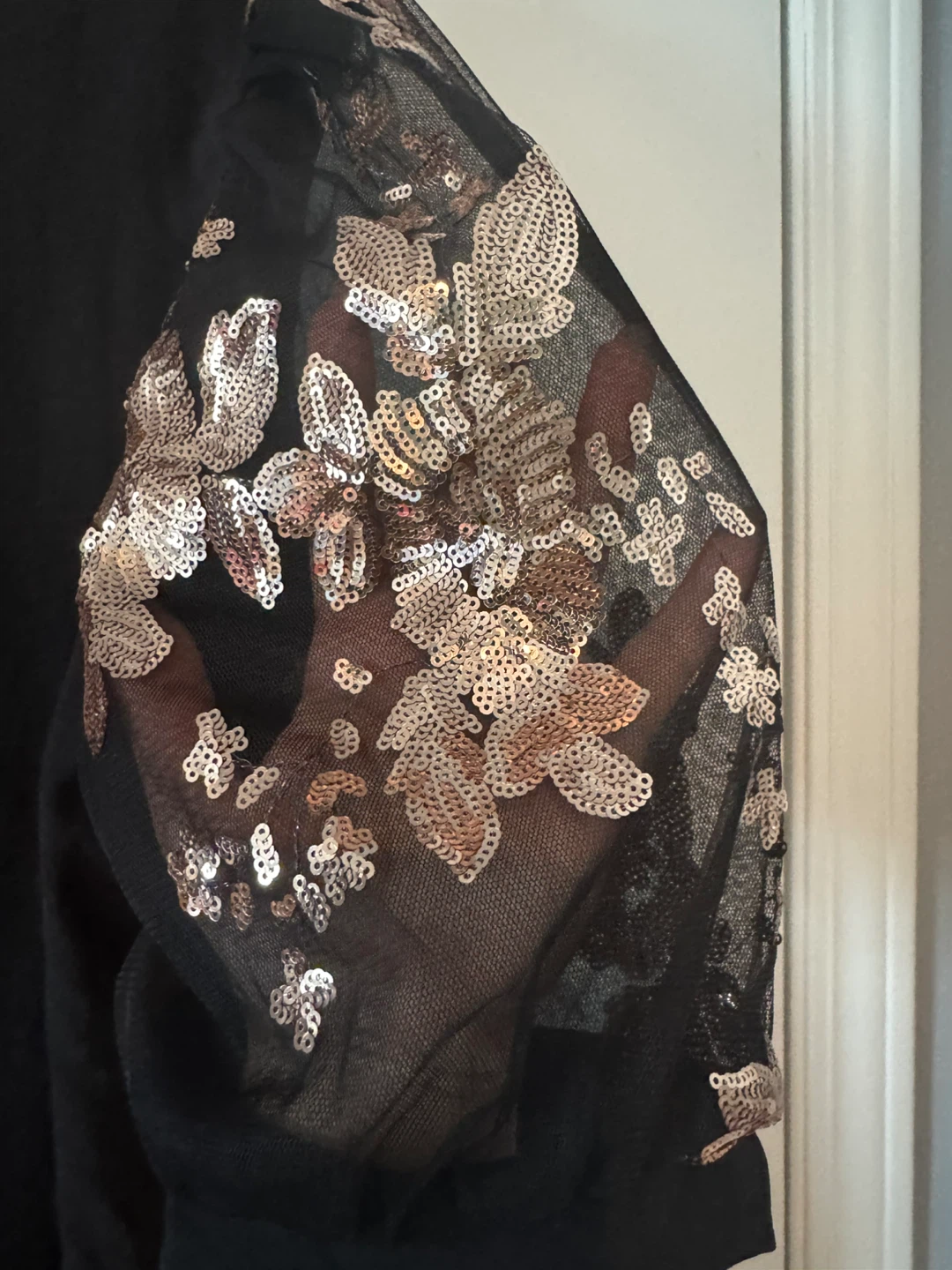 Black T-Shirt with Sequin Mesh Sleeves - photo 5