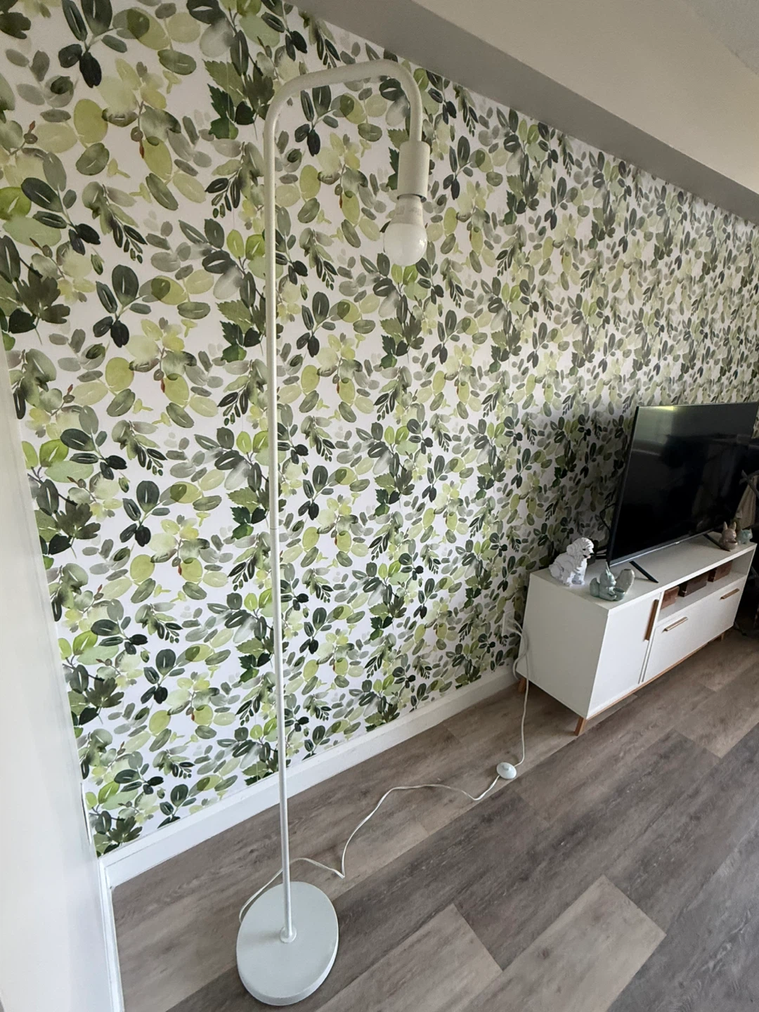 White IKEA floor lamp - photo 4
