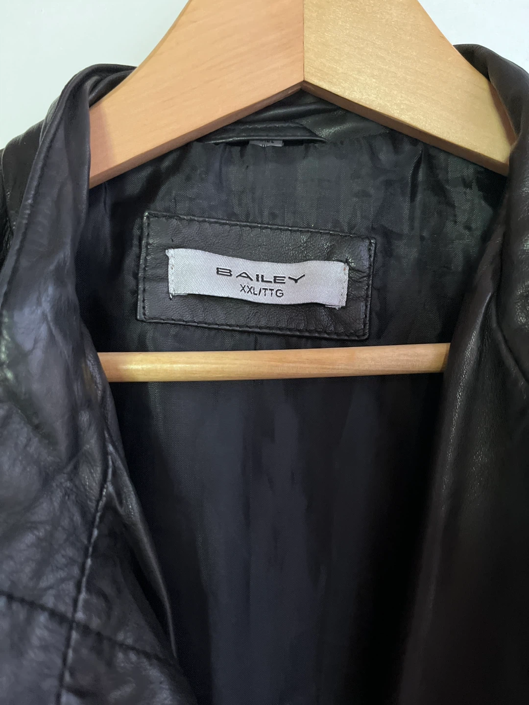 Bailey Black Leather Jacket - XXL/TTG fits more like XL - photo 2