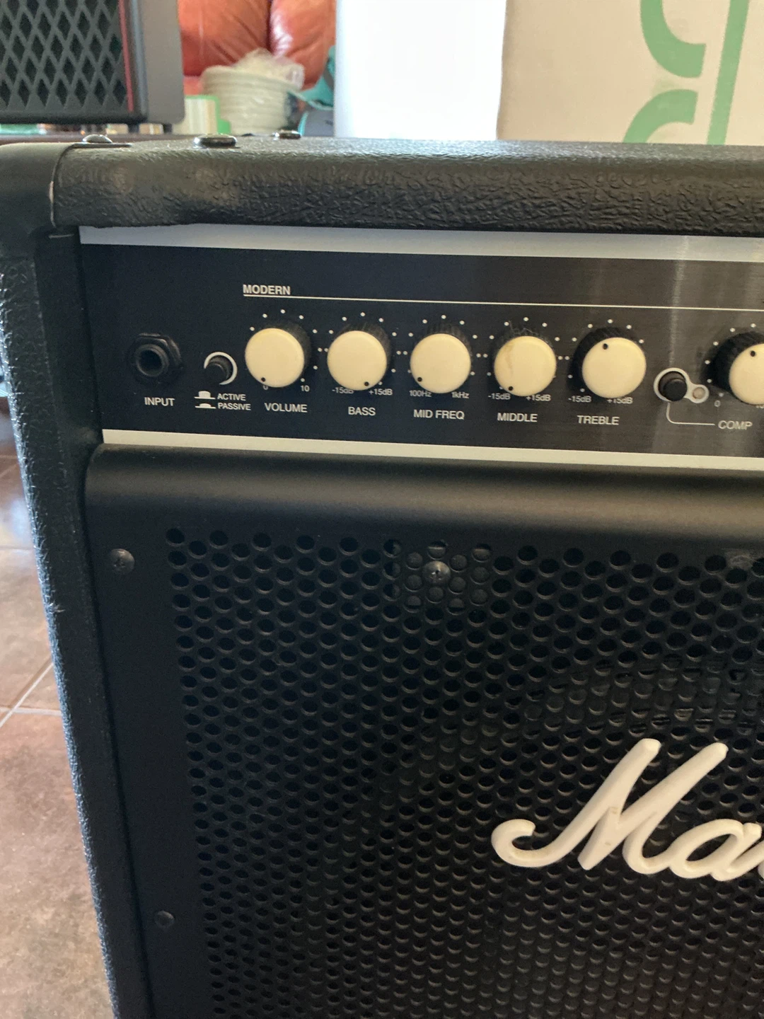 Marshall MBB Series 60 Bass Combo Amp - photo 2