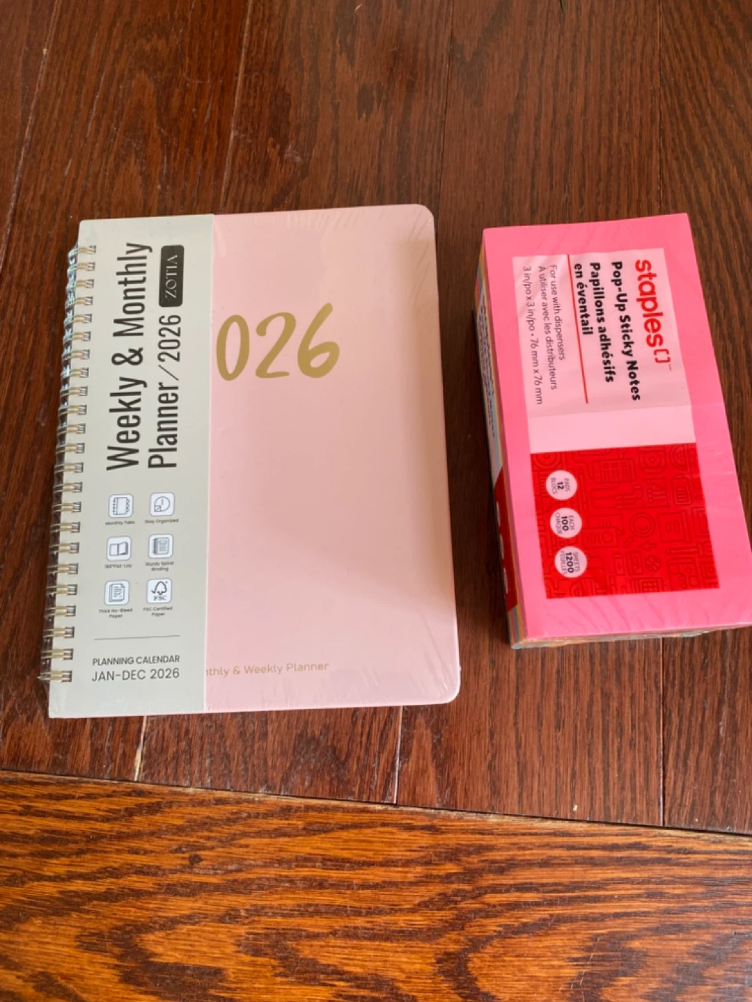 ZOTIA 2026  Planner and Post-it Notes