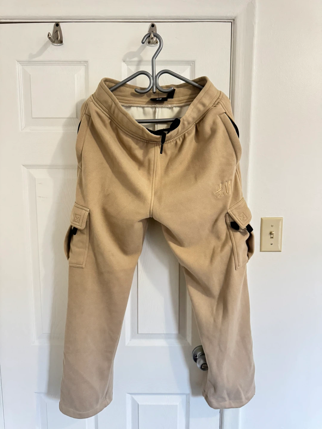 H&M Fleece Cargo Joggers Beige (XL)