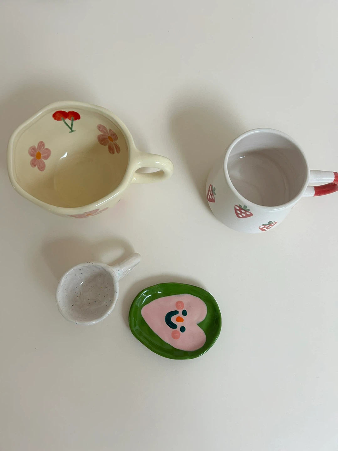 Handmade Ceramic Mugs with Cute Fruit and Flower Designs - photo 2