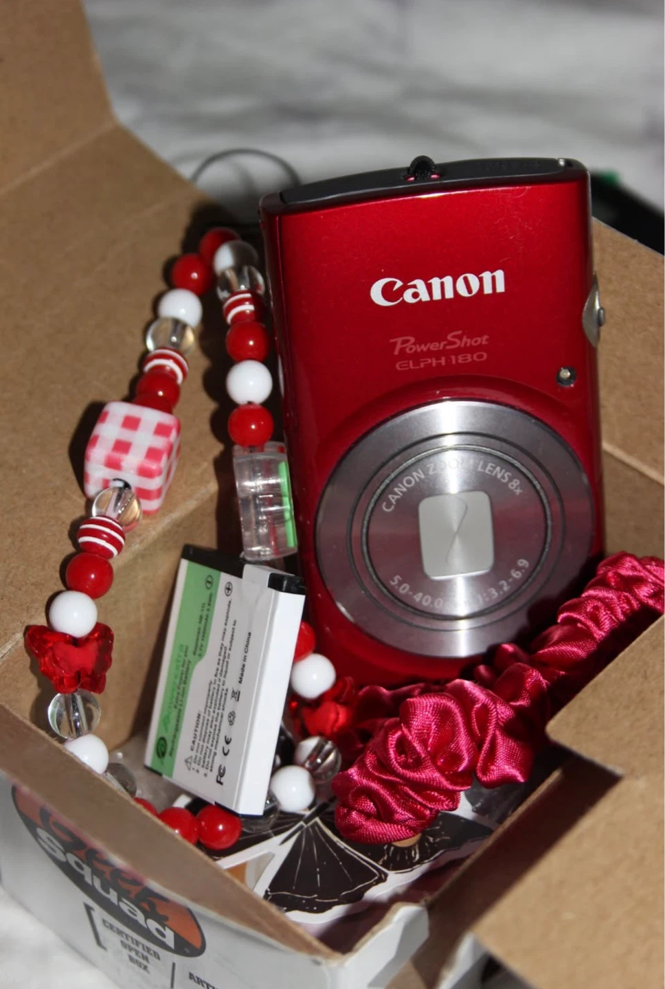 Canon PowerShot ELPH 180 Red Digital Camera