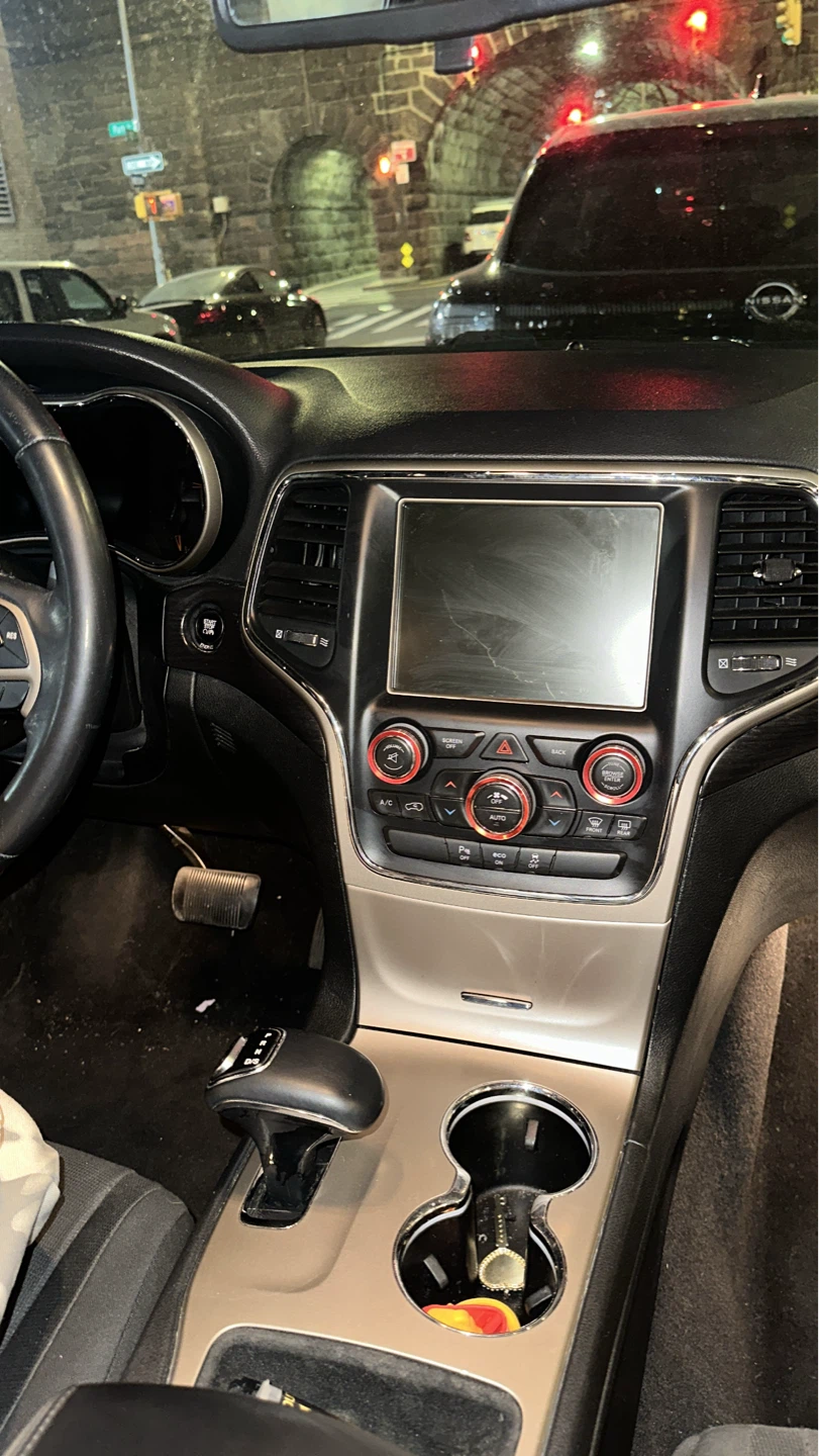 Jeep Grand Cherokee Laredo 4x4 SUV 2014 - photo 4