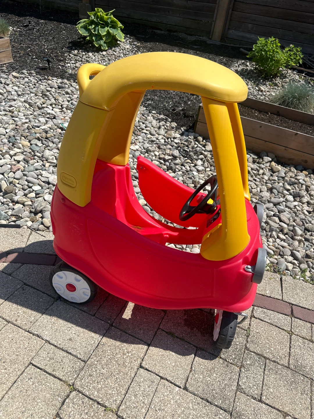 Little Tikes Cozy Coupe Ride-On Car - photo 2