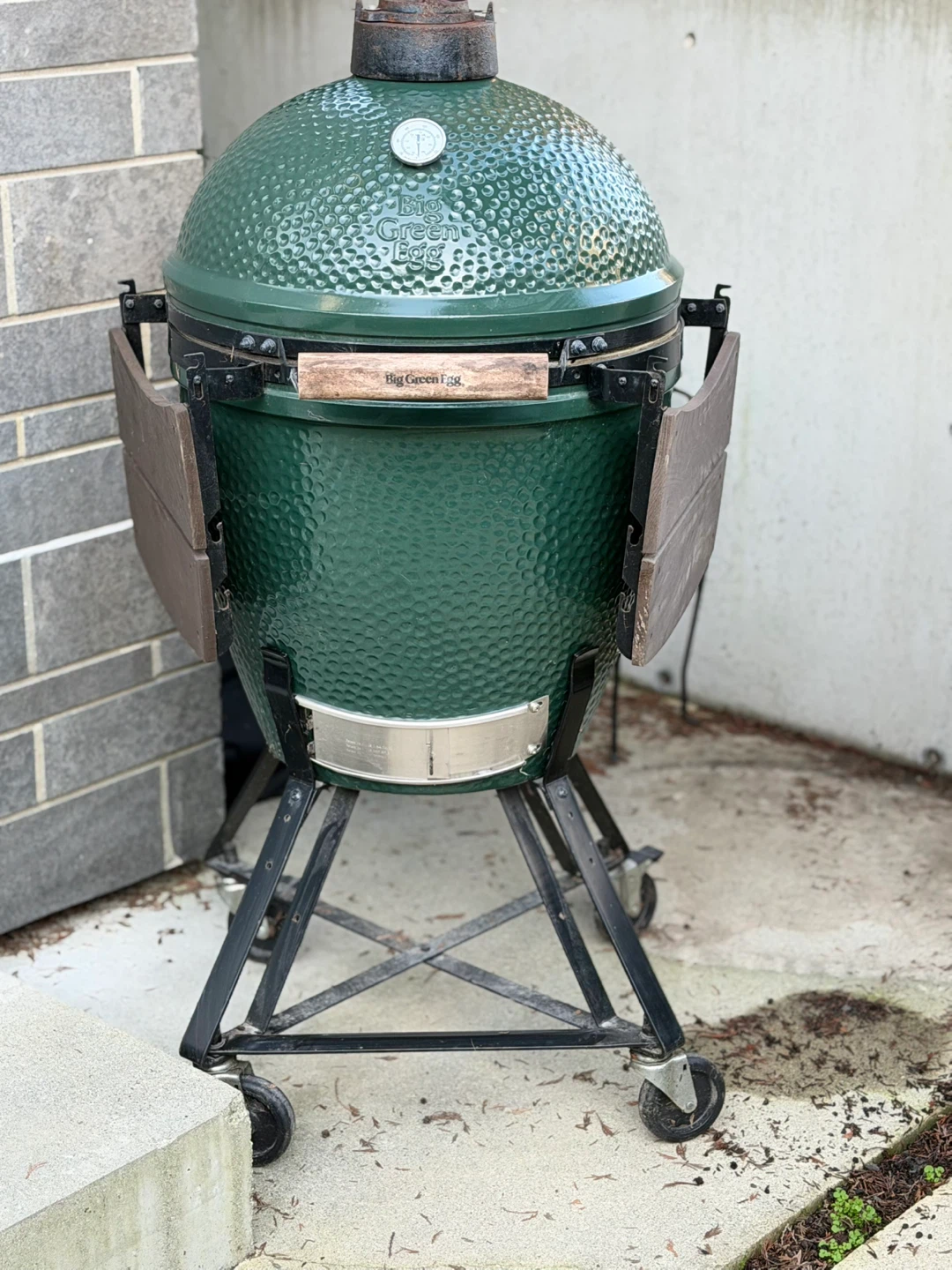 Big Green Egg Kamado Ceramic Grill - photo 5